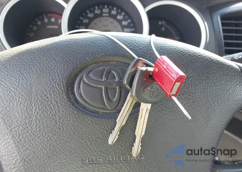 2009 Toyota Tacoma из США, поврежденный, VIN 5TEUX42N49Z640383